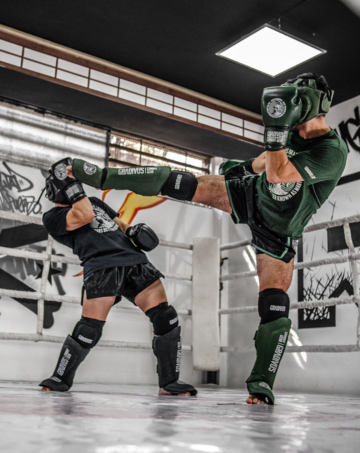 Canilleras Kick SparPro Kickboxing mma sambo muay thai k1 artes marciales mars gradivus combat gear deporte combate full contact pelea salud verde blanco