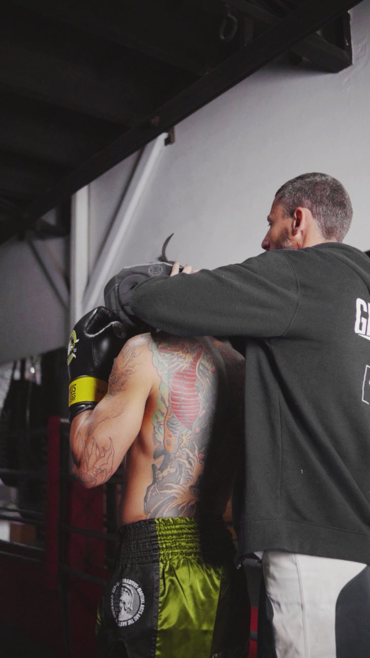 cabezal de cuero autentico gradivus verde kickboxing boxeo box artes marciales muay tahi mma ufc bellator hecho a mano importado mars martial arts negro gris ufc bellator muay thai mma pelea fight combate combat gear sparpro