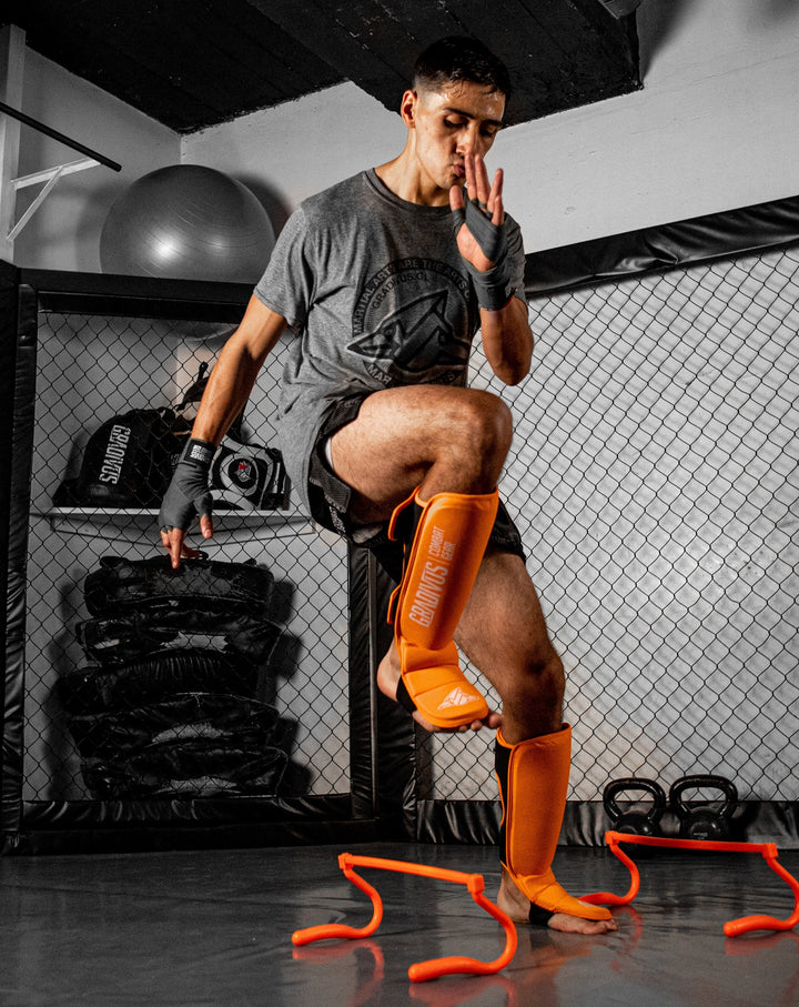 canilleras mars gradivus kickboxing muay thai k1 mma ufc bellator patadas artes marciales naranjo