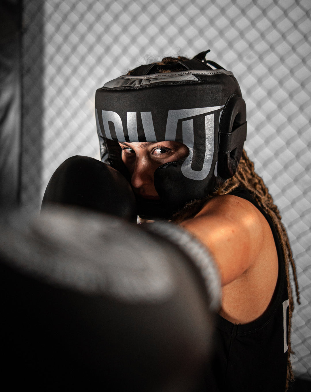 cabezal de cuero autentico gradivus negro gris kickboxing boxeo box artes marciales muay tahi mma ufc bellator hecho a mano importado mars martial arts 
